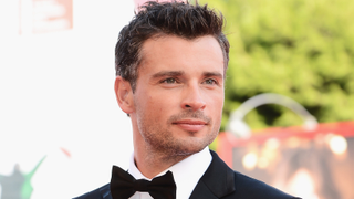 Tom Welling to appear as <i>Smallville's </i>Clark Kent in <i>Crisis On Infinite Earths</i>